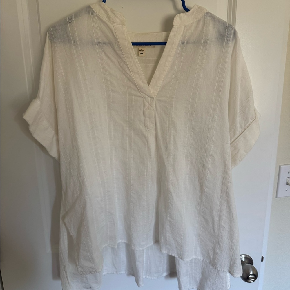 Off-White V-Neck Blouse